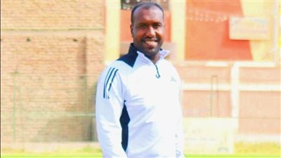 مصطفي حرب مديرا فنيا لفريق قفط في الدوري الممتاز ب