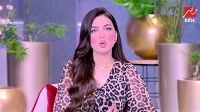 ياسمين عز: كان عندنا ممنوع اللمس عشان كدة طلعت إنسانة متحاوط عليا من جميع التحرشات