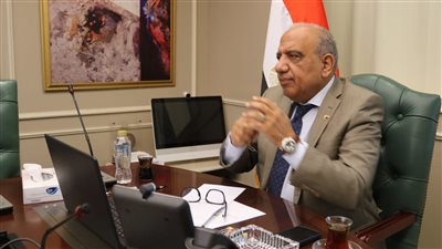 الكهرباء: دعم وتشجيع الشراكات فى مجالات تصنيع المهمات الكهربائية وتوطين تكنولوجيا مستلزمات الطاقات المتجددة
