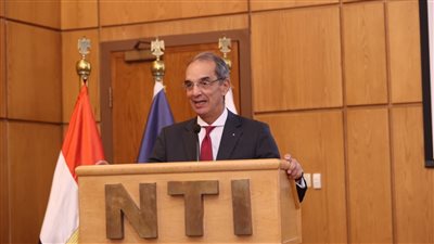 وزير الاتصالات يشهد تخريج 5000 متدرب من أكاديمية الأمن السيبراني للنشء