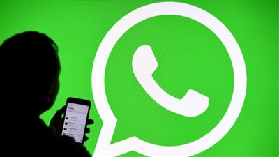 واتساب يطرح ميزات جديدة تشمل الصور الحية والترجمة الفورية والذكاء الاصطناعي