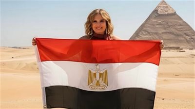يسرا تحتفل بذكرى نصر أكتوبر: مصر عمرها ماتنحني ورحمة الله على أبطالنا