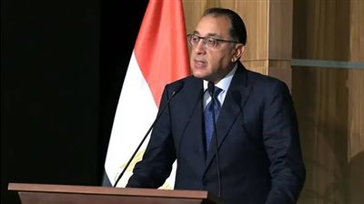مدبولى يؤكد التزام الدولة بحفظ الحرف اليدوية المصرية ودعم المرأة المنتجة