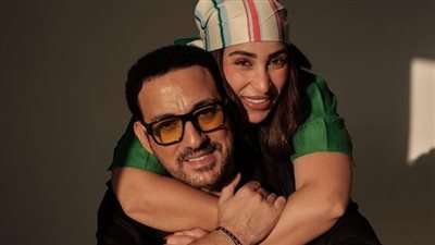 دياب يهنئ زوجته بعيد زواجهما: كل عيد جواز وانتي أحلى وأجمل