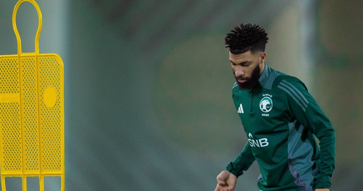 نقل لاعب السعودية إلى المستشفى بعد إصابته في التدريبات