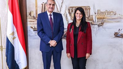 وزيرة التخطيط تتابع مع رئيس «المركزي للتعبئة العامة والإحصاء» استعدادات الجهاز لإجراء التعداد العام للسكان والإسكان