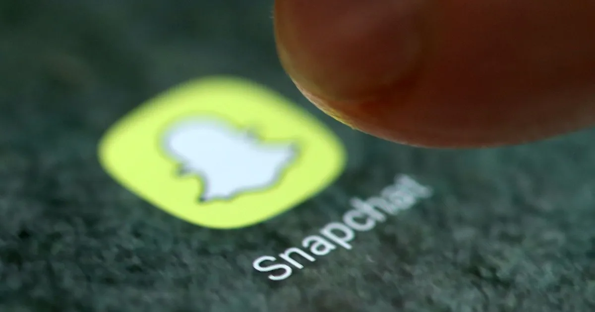 المفوضية الأوروبية تفحص حماية القصّر على سناب شات ويوتيوب