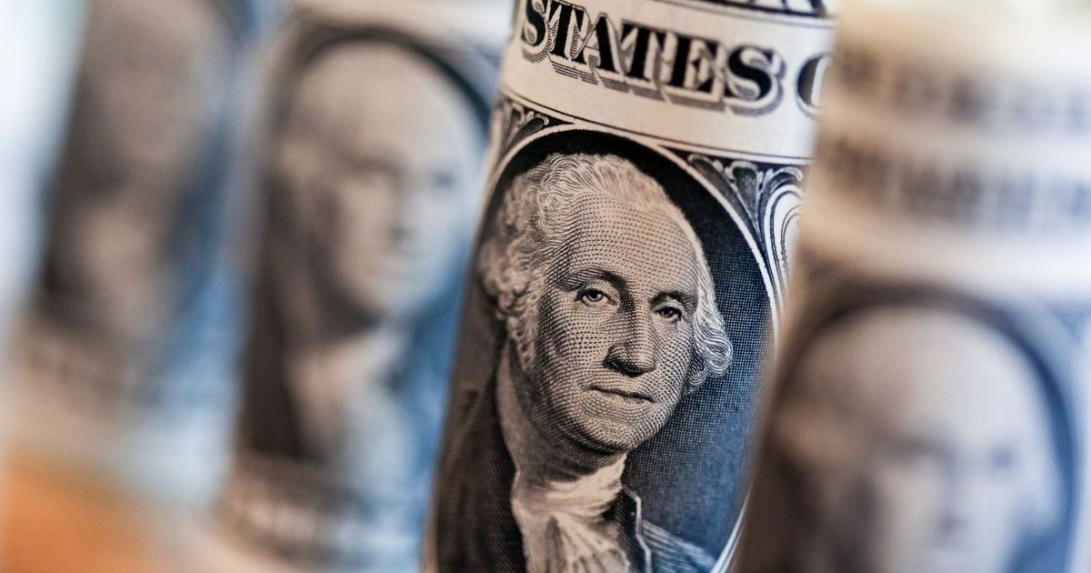 كيف ومتى ستنتهي سطوة الدولار الأميركي؟