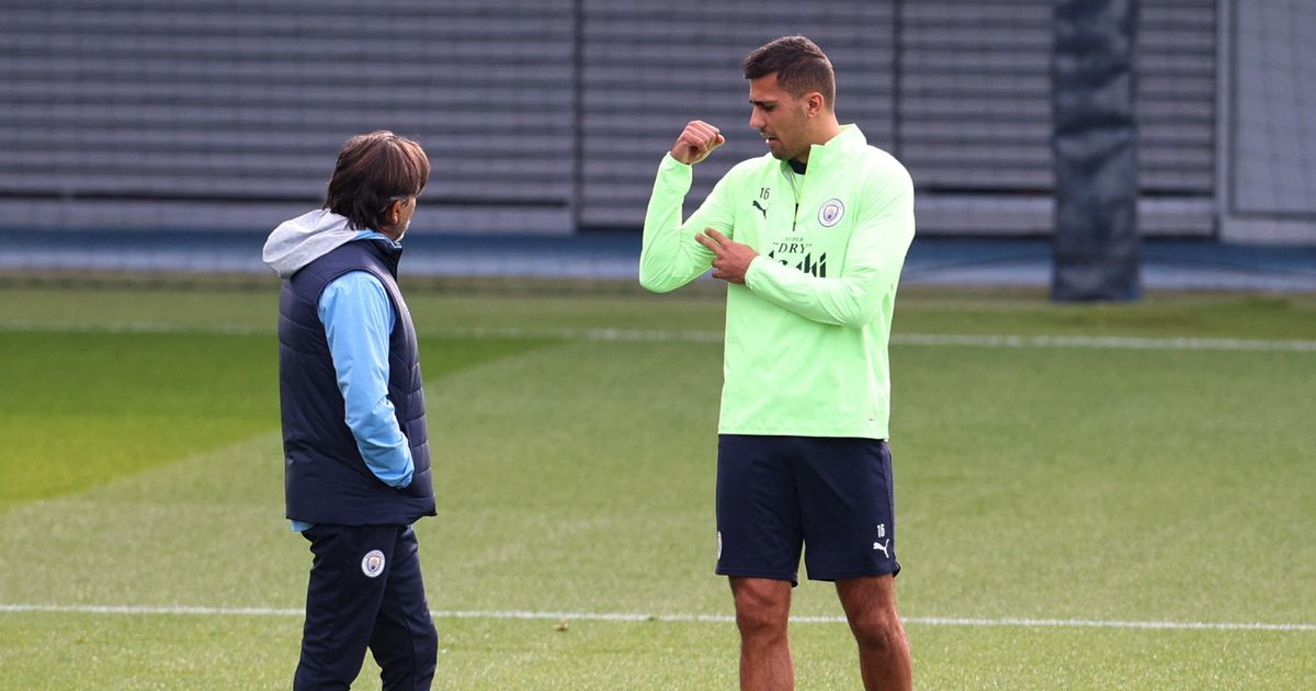 فياريال يعدّ “تكريماً تاريخياً” لرودري قبل مواجهته سيتي