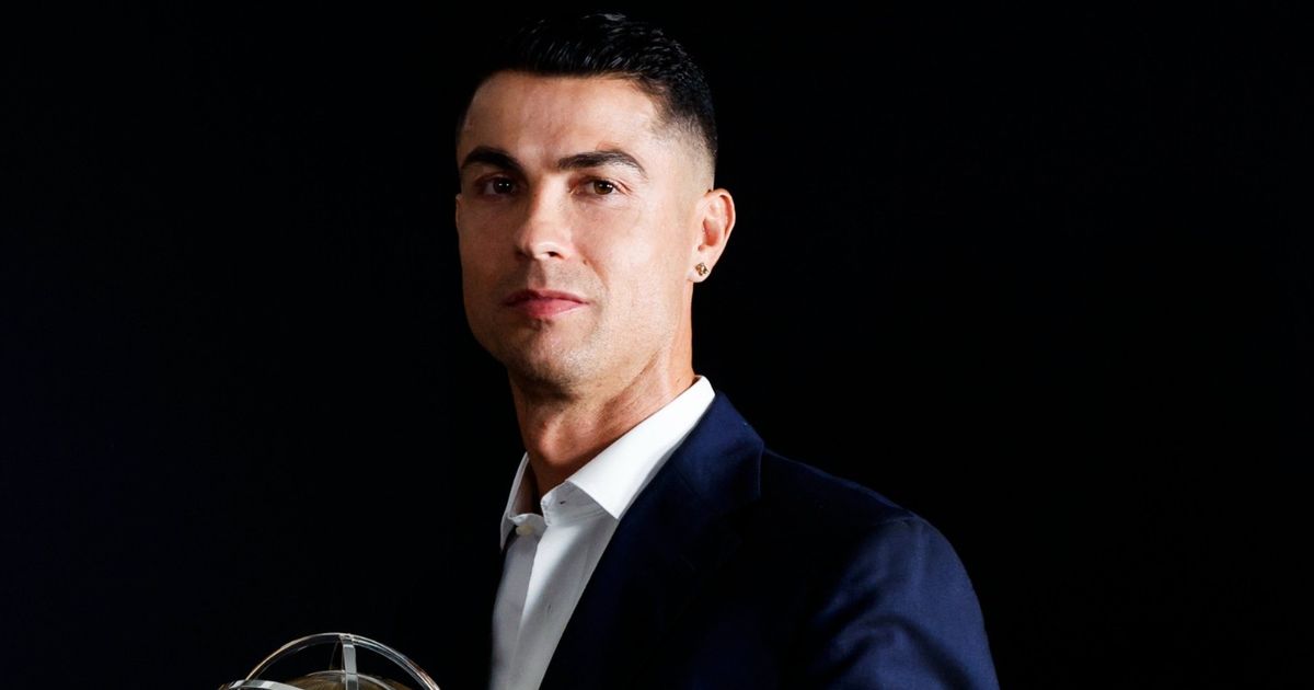 كريستيانو رونالدو يرفض الاعتزال قبل الهدف 1000 ويشرح السبب