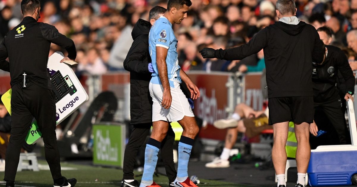 غوارديولا يؤكد غياب رودري عن مباراتي فياريال وأستون فيلا