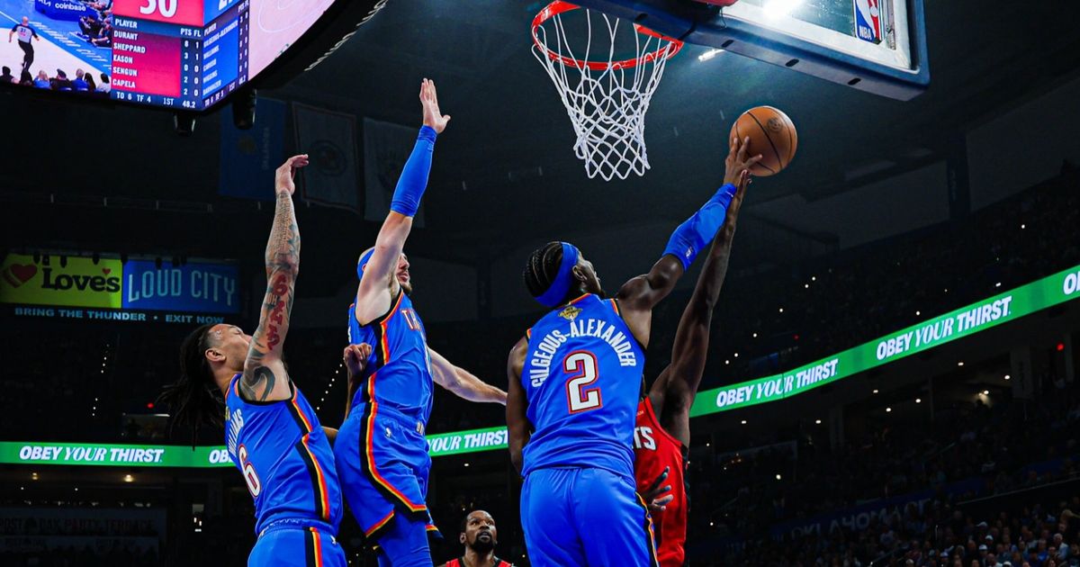 NBA.. حامل اللقب ثاندر يفتتح الموسم بالفوز على روكتس