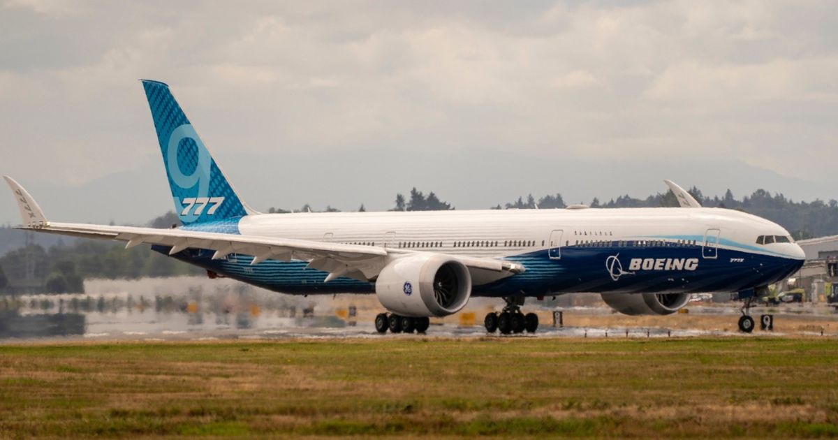 “بوينغ” تؤجل الإطلاق التجاري لطائرتها “777X” في انتكاسة جديدة