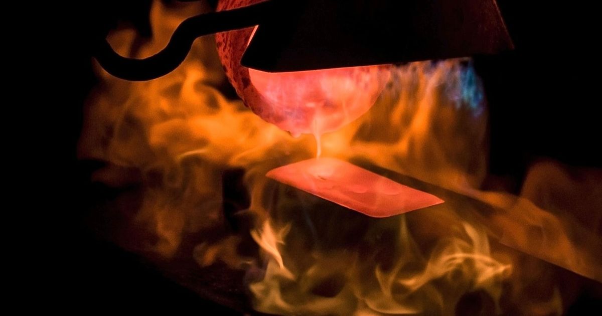 أونصة الذهب فوق 4 آلاف دولار مجدداً والفضة تمدد مكاسبها