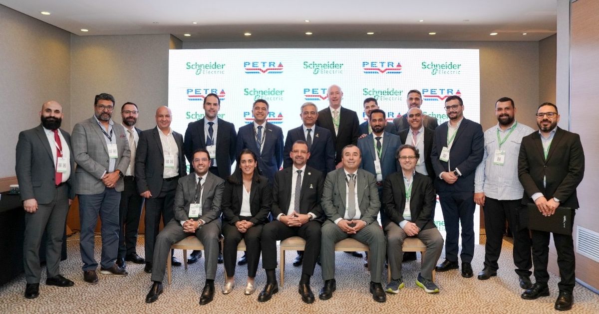 شراكة بين “شنايدر” و”بترا” لدعم بنية مراكز البيانات في السعودية