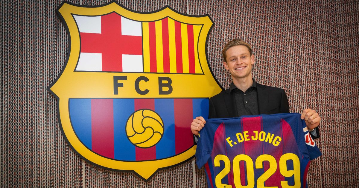 فرينكي دي يونغ: مسؤولون في برشلونة حاولوا بيعي لكسب المال