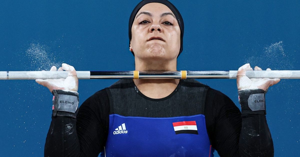 المصرية سارة سمير تحصد 3 فضيات ببطولة العالم لرفع الأثقال
