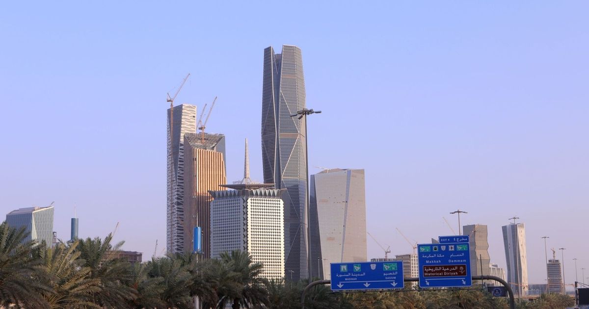 8 تريليونات ريال مطلوبة للحفاظ على زخم النمو غير النفطي بالسعودية