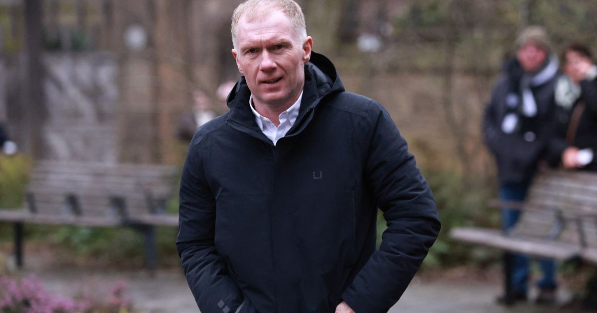 بول سكولز يبتعد عن التعليق لرعاية نجله