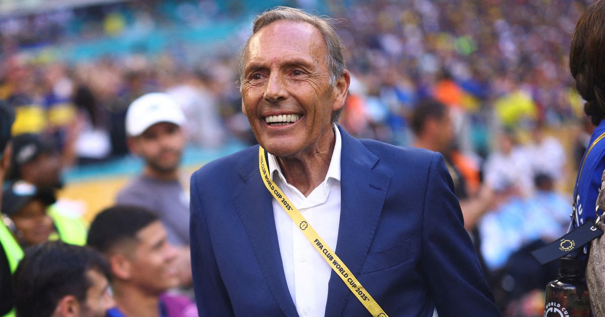 وفاة ميغيل أنخيل روسو مدرب بوكا جونيورز والنصر سابقاً
