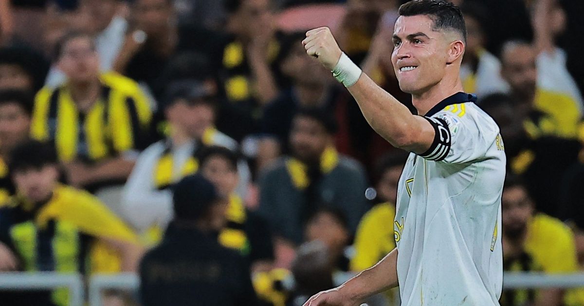 رونالدو أول لاعب كرة قدم يدخل نادي المليارديرات