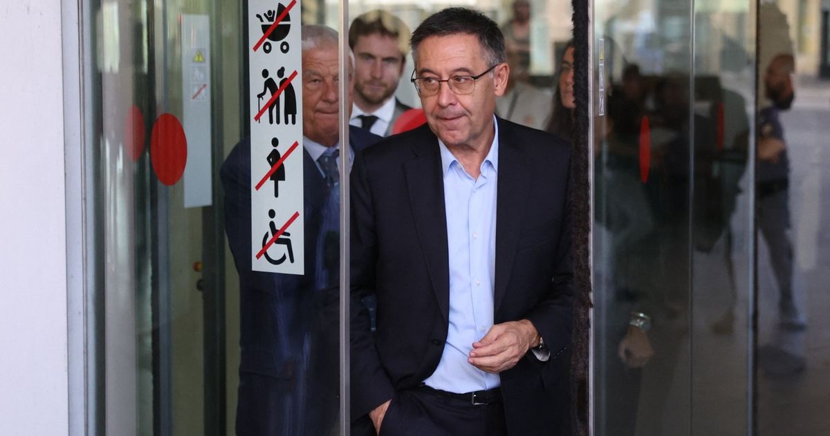 ألحق ضرراً ببرشلونة.. بارتوميو يُتهم في معاملات بالملايين