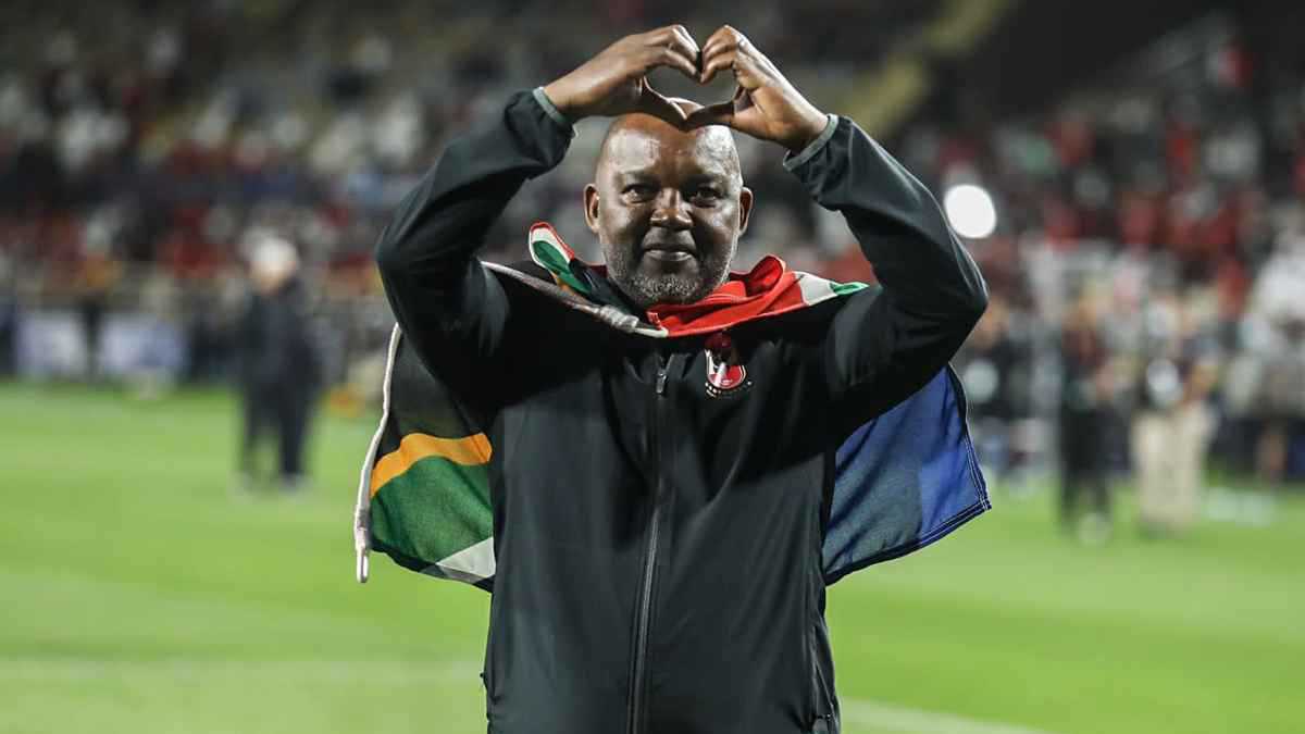 أول رد من الزمالك على التفاوض مع بيتسو موسيماني