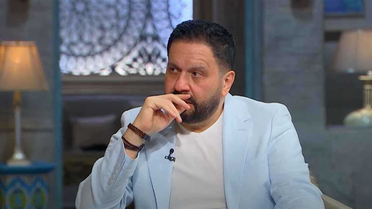 إدوارد يحذف حلقة من برنامجه بسبب “حالة ضيفته النفسية”