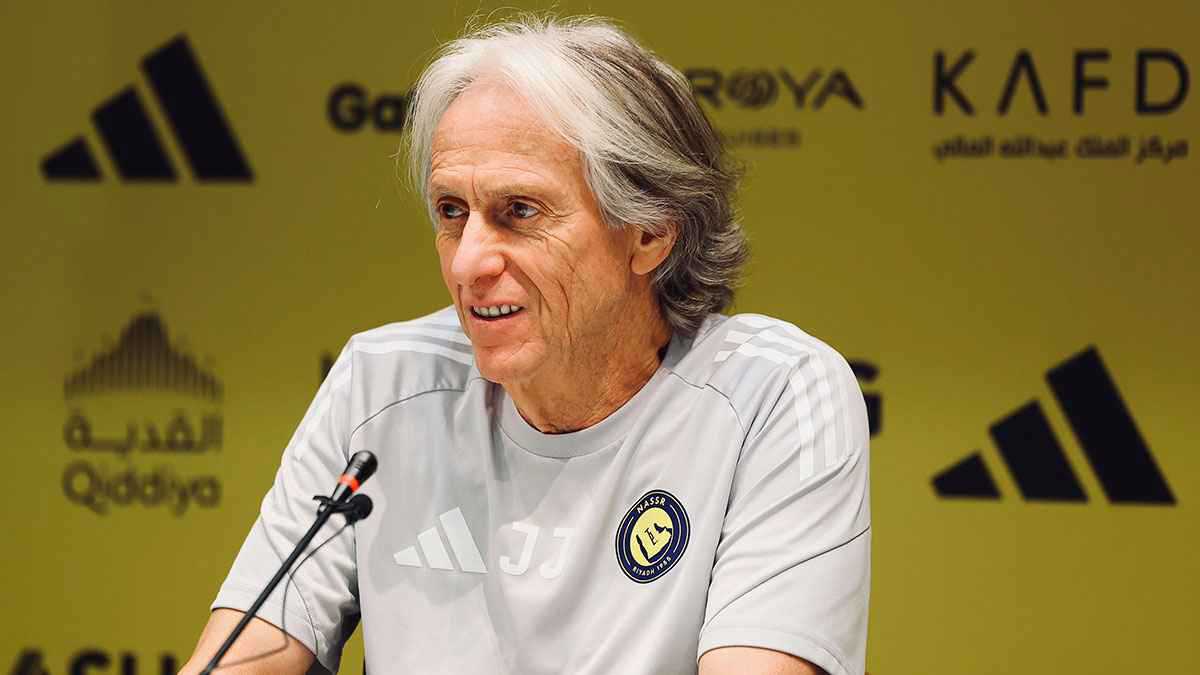 ارتكب خطأه نفسه مع الهلال.. متعب الهزاع يشن هجومًا على جيسوس (فيديو)