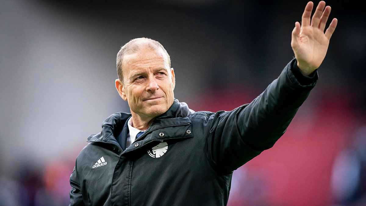 الأهلي المصري يعلن رسميا تعاقده مع المدرب الدنماركي ياس سوروب