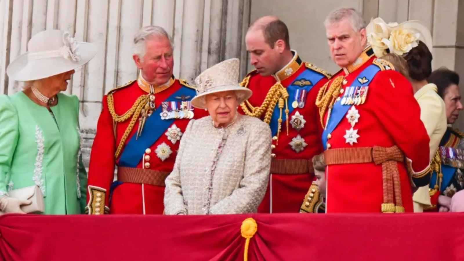 “التايمز”: الأمير آندرو سيمنع من حضور المناسبات الملكية في بريطانيا