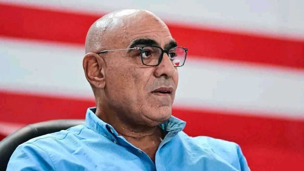 الزمالك يغرق واستقالة المجلس على الطاولة.. تصريحات نارية من هشام نصر (فيديو)