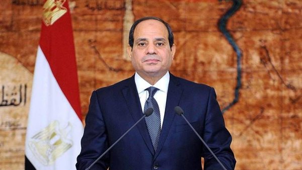 السيسي يتابع تنفيذ مبنى الركاب 4 بمطار القاهرة وخطط تطوير المطارات