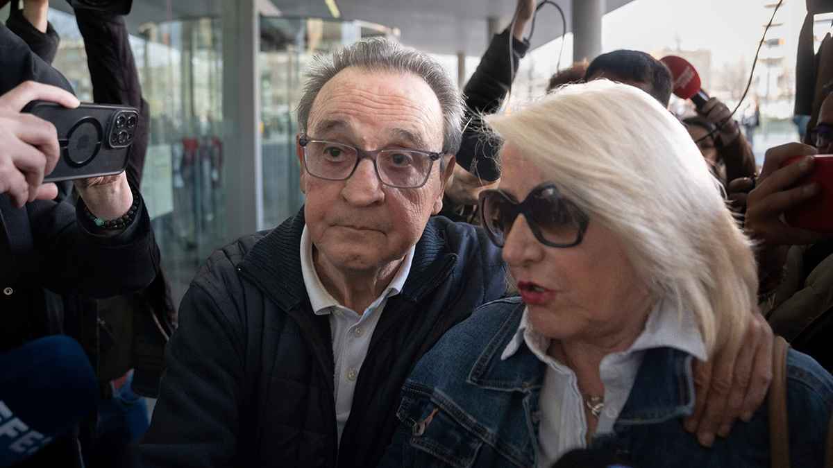 العقود اختفت من برشلونة.. تطورات ساخنة في قضية نيغريرا