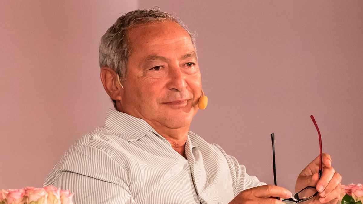 الوحيد في عائلته.. سميح ساويرس يضع شرطًا لدعم الزمالك ماليًا