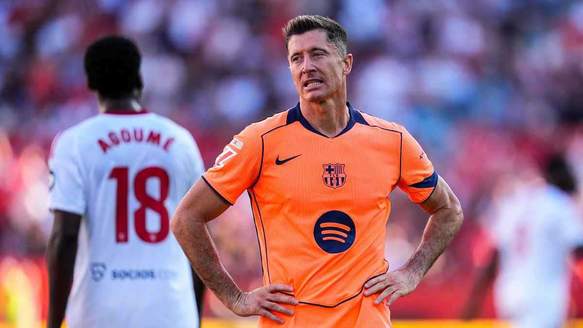 برشلونة يحسم مستقبل ليفاندوفسكي مع الفريق