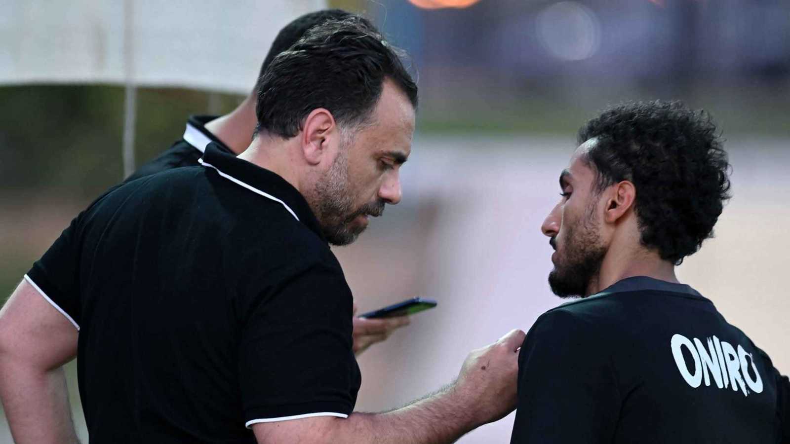 بعد المماطلة في التجديد.. جون إدوارد يبلغ نجم الزمالك بـ”القرار النهائي”