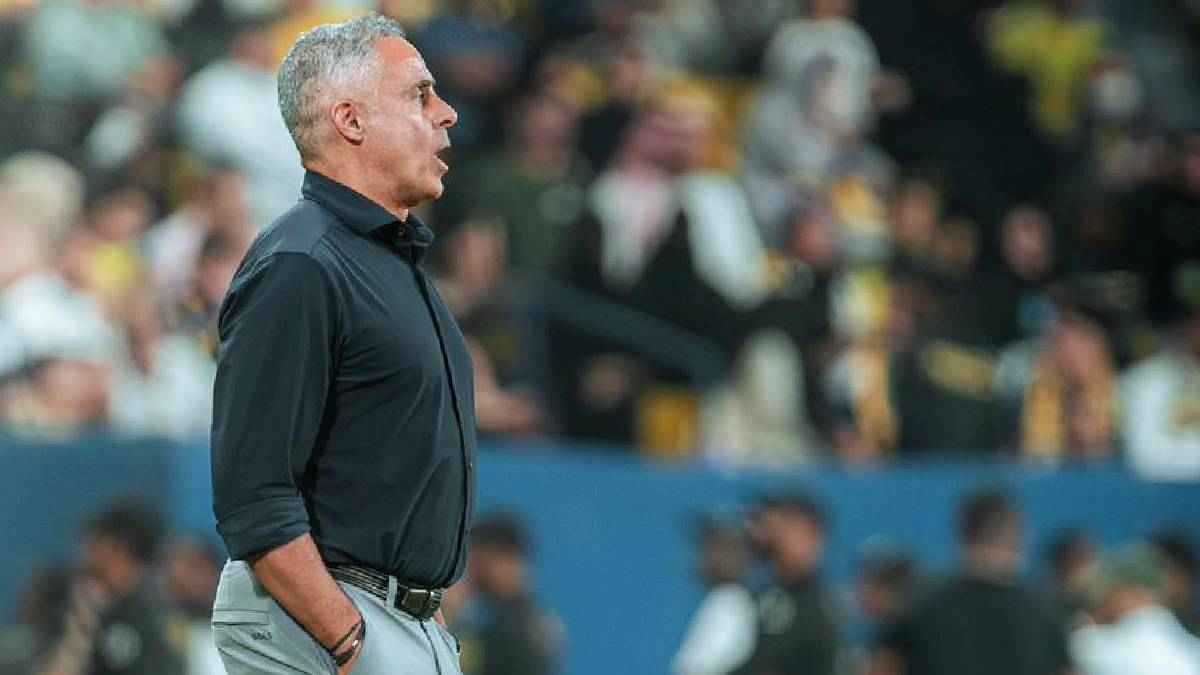 بعد خسارته أمام النصر.. هل يقبل الزمالك “هدية” الفتح؟