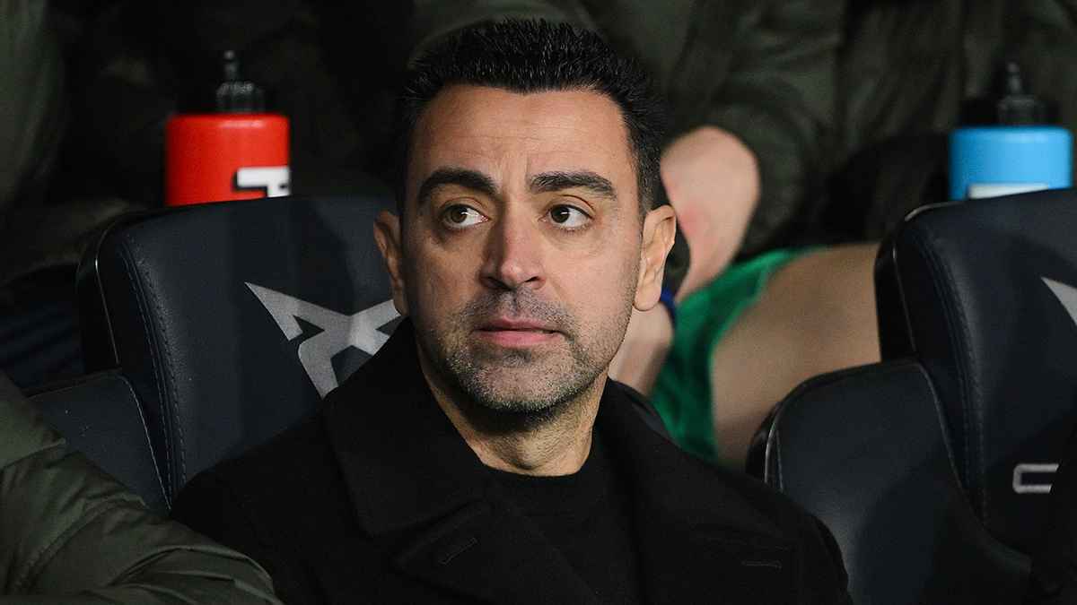 تشافي يختار اللاعب الذي يتمنى تعاقد برشلونة معه
