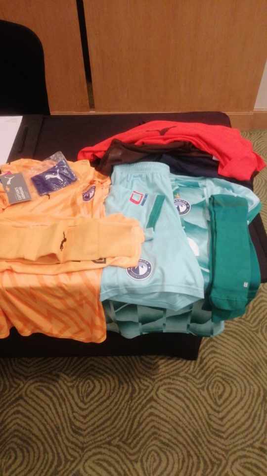 No description available.