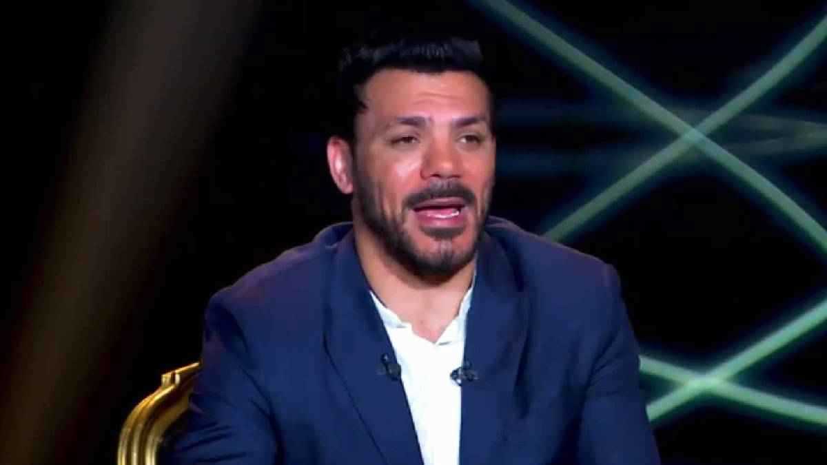 حالته صعبة.. شوبير يفجر جدلا حول أزمة عمرو زكي الصحية