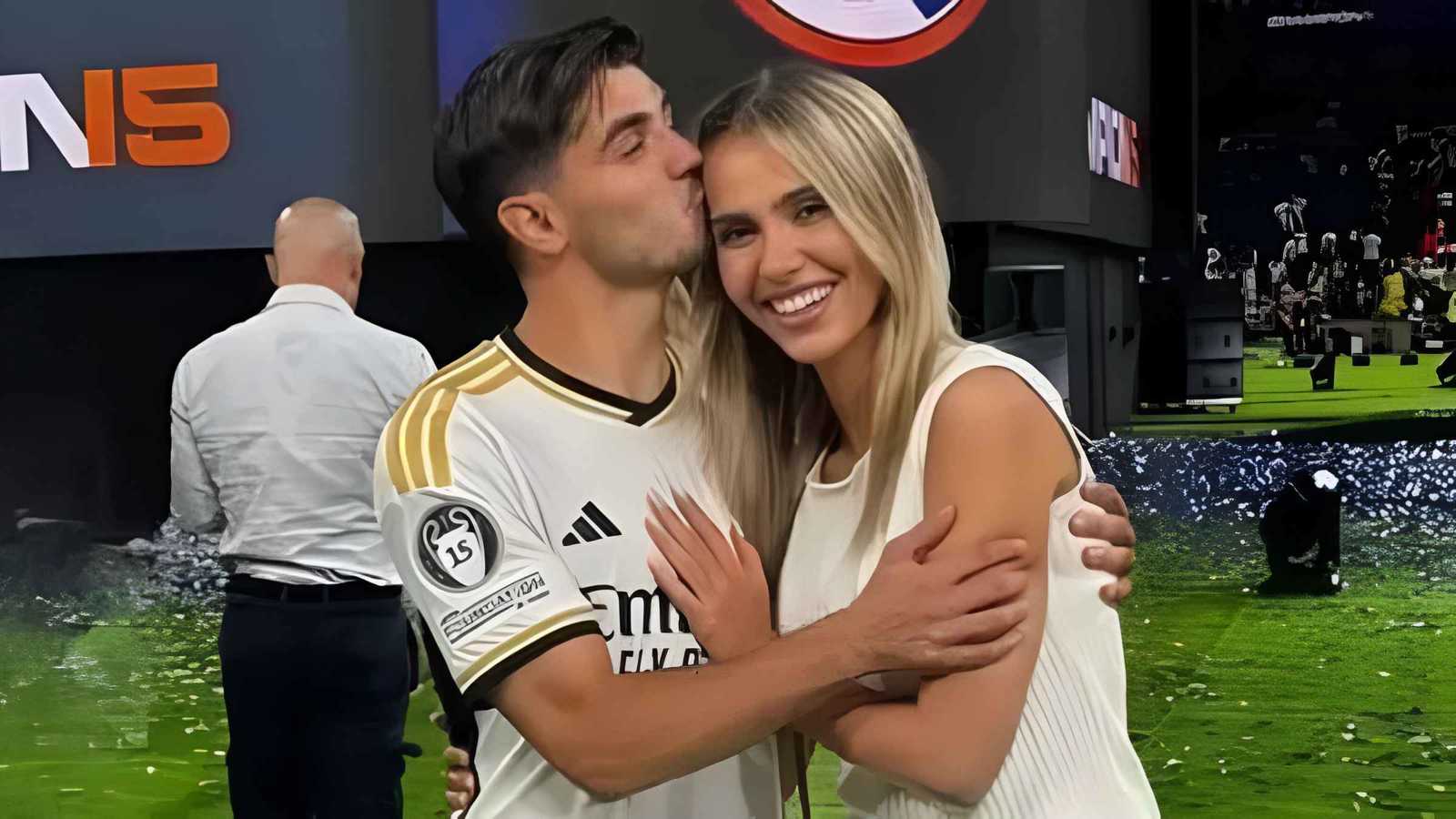 خطفت الأنظار في الكلاسيكو.. مَن صديقة إبراهيم دياز؟