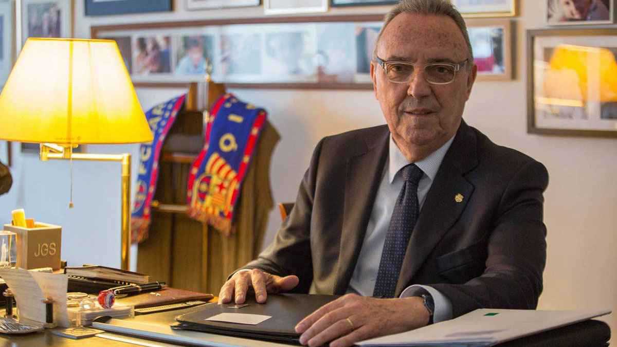 رئيس برشلونة السابق لـ”إرم نيوز”: الخسارة أمام باريس مؤلمة ووجود فيغو لا يهمني