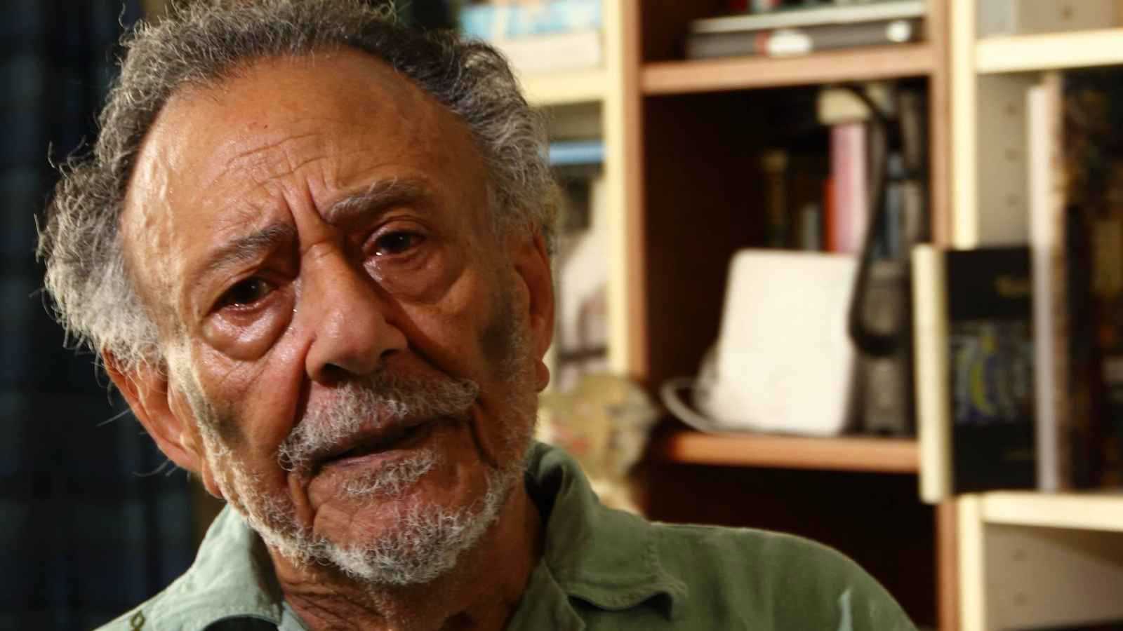 رحيل الأديب المصري رؤوف مسعد “أيقونة الجرأة والتمرد”