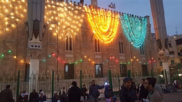 عاجل.. منع الأفواج السياحية من دخول خان الخليلي والحسين في هذا التوقيت.. تعرف على السبب