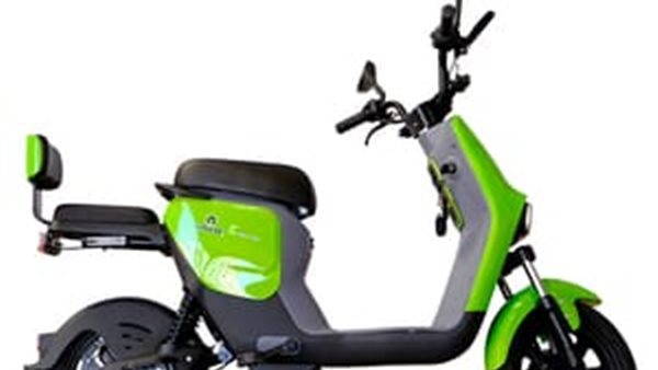 غلق فوري لمحال بيع وتأجير السكوتر الكهربائي لحماية الأطفال والمواطنين