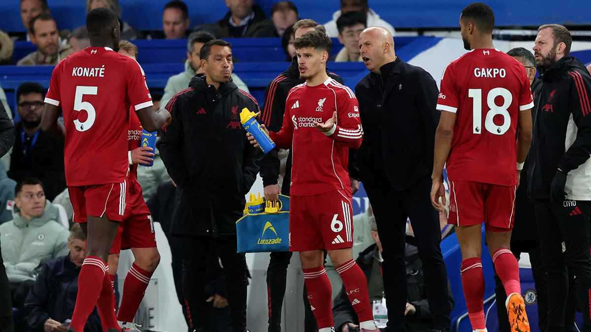كابوس فريق الأحلام.. هل يدفع ليفربول ثمن جنون سلوت؟