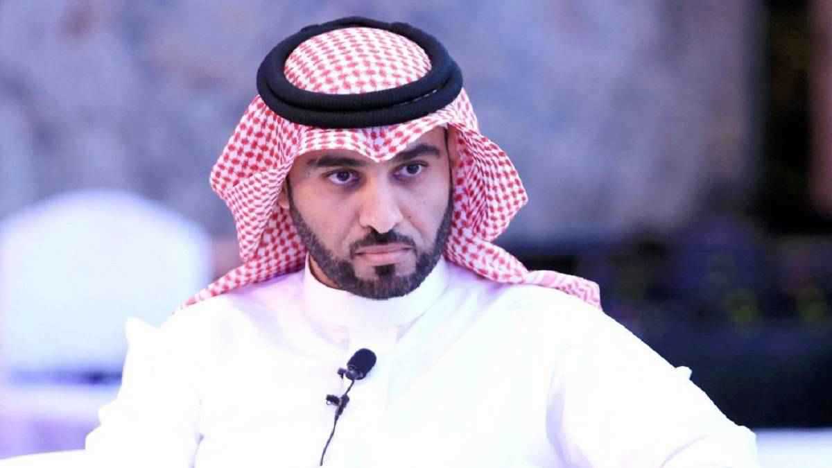 لا محلي نافع ولا أجنبي شافع.. الفهمي يهاجم حكم مباراة الأهلي والرياض (فيديو)