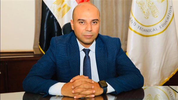 لايوجد عجز معلمين في جميع المواد الاساسية على مستوى المدارس