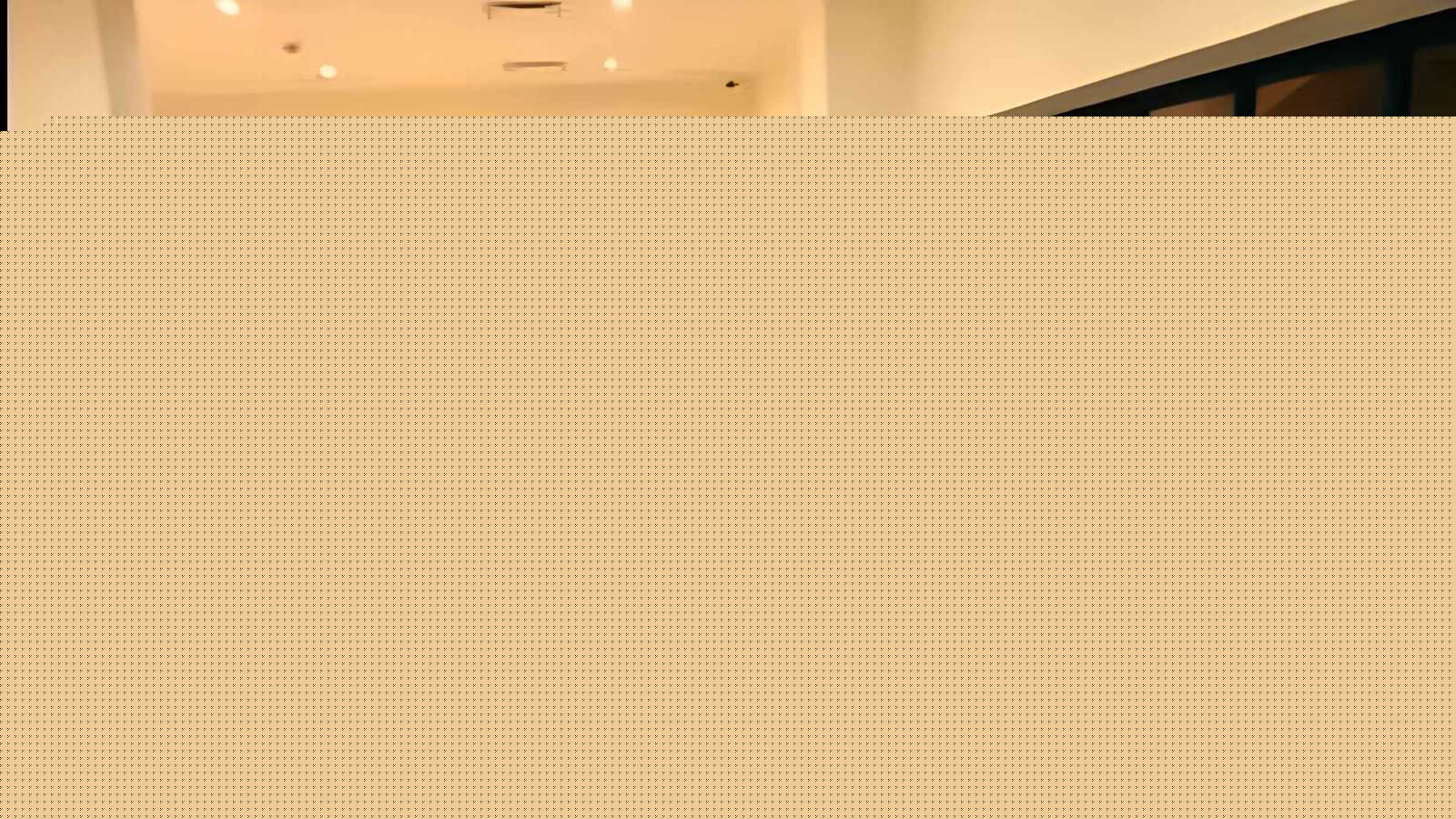 لم يصدق.. محمد صلاح يفاجئ مشجعا في “الجيم” (فيديو)